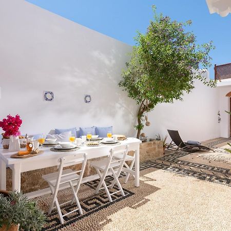 Villa Lindia Líndos Екстериор снимка